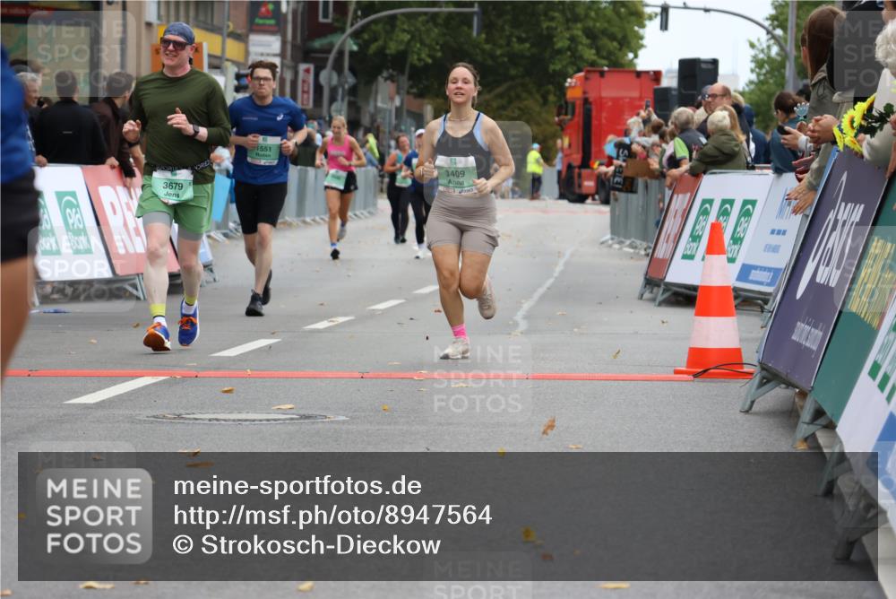 21.09.2025 - PSD Bank Halbmarathon Strokosch-Dieckow http://msf.ph/oto/8947564 21.09.2025 12:21:43 Ziel 1214, 1551, 3409, 3679, 3694 meine-sportfotos.de