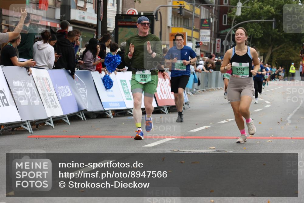 21.09.2025 - PSD Bank Halbmarathon Strokosch-Dieckow http://msf.ph/oto/8947566 21.09.2025 12:21:44 Ziel 1214, 1551, 3409, 3679, 3694 meine-sportfotos.de