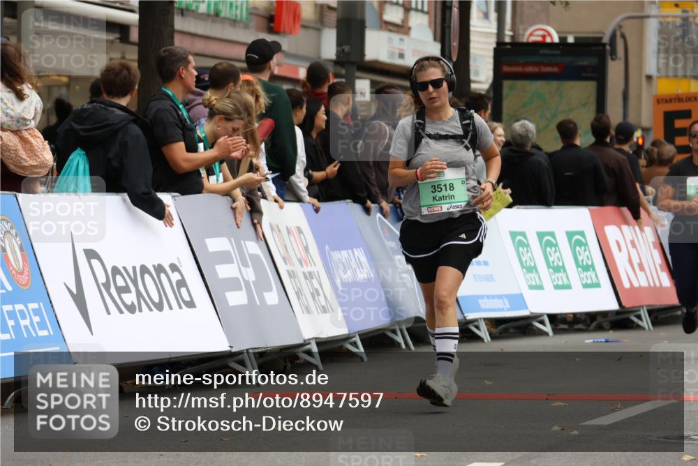 21.09.2025 - PSD Bank Halbmarathon Strokosch-Dieckow http://msf.ph/oto/8947597 21.09.2025 12:26:43 Ziel 1681, 3276, 3518, 3559 meine-sportfotos.de