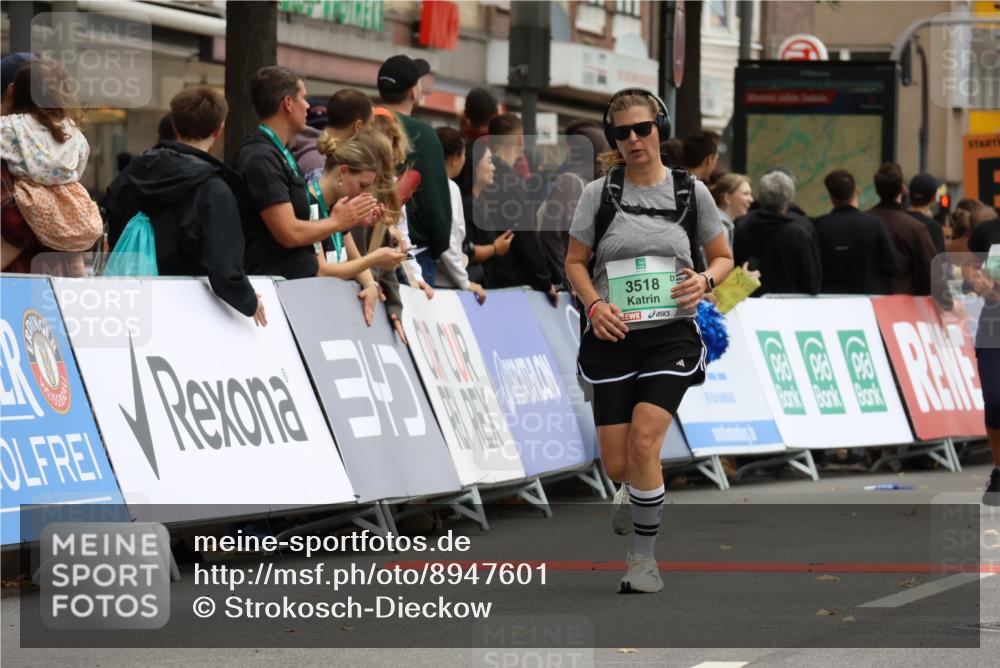 21.09.2025 - PSD Bank Halbmarathon Strokosch-Dieckow http://msf.ph/oto/8947601 21.09.2025 12:26:43 Ziel 1681, 3276, 3518, 3559 meine-sportfotos.de
