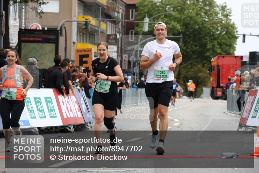 21.09.2025 - PSD Bank Halbmarathon Strokosch-Dieckow http://msf.ph/oto/8947702 21.09.2025 12:27:27 Ziel 1269, 1270, 1362, 3451, 3457, 3490, 3661, 3845 meine-sportfotos.de