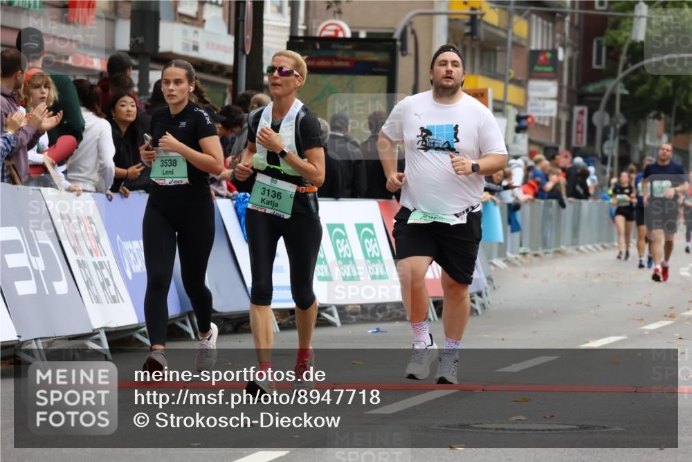 21.09.2025 - PSD Bank Halbmarathon Strokosch-Dieckow http://msf.ph/oto/8947718 21.09.2025 12:27:39 Ziel 2906, 3136, 3472, 3538 meine-sportfotos.de