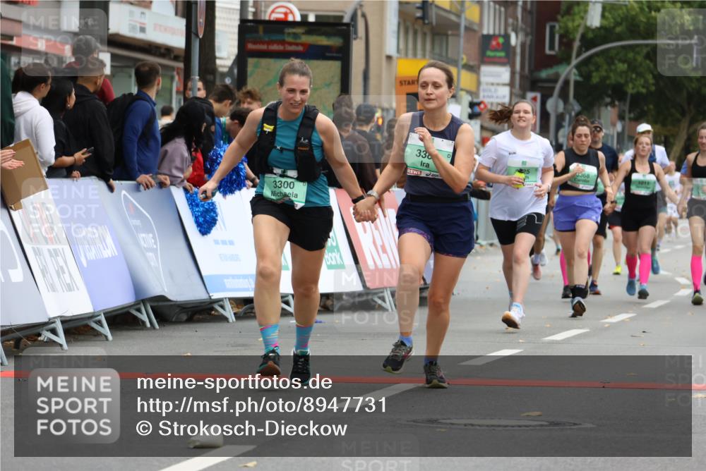 21.09.2025 - PSD Bank Halbmarathon Strokosch-Dieckow http://msf.ph/oto/8947731 21.09.2025 12:23:28 Ziel 3225, 3300, 3368, 3386, 3515 meine-sportfotos.de