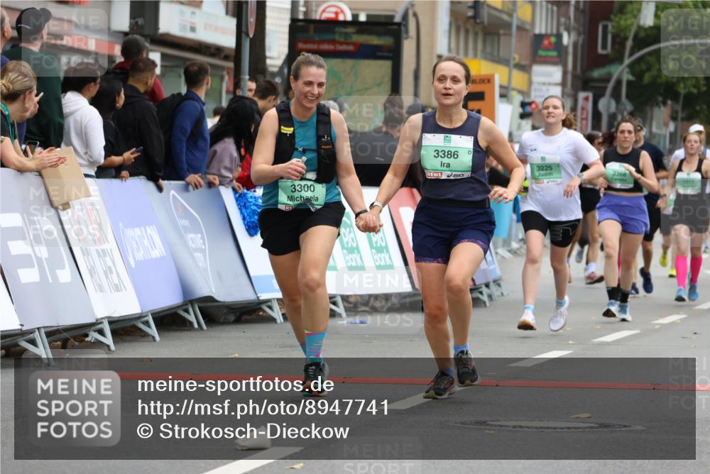 21.09.2025 - PSD Bank Halbmarathon Strokosch-Dieckow http://msf.ph/oto/8947741 21.09.2025 12:23:28 Ziel 3225, 3300, 3368, 3386, 3515 meine-sportfotos.de