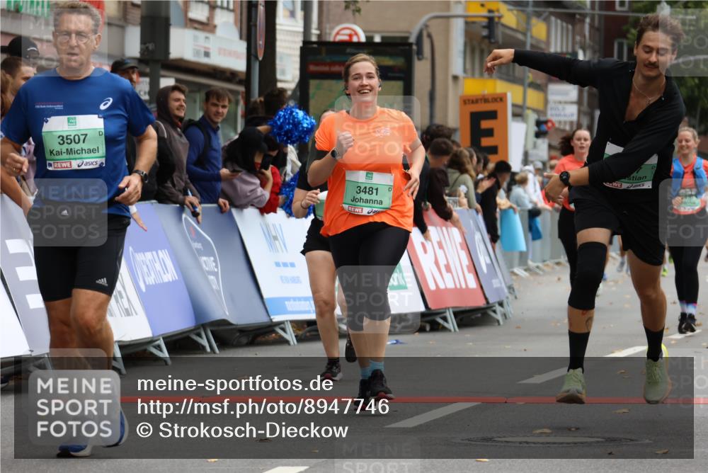 21.09.2025 - PSD Bank Halbmarathon Strokosch-Dieckow http://msf.ph/oto/8947746 21.09.2025 12:28:01 Ziel 1677, 3478, 3481, 3507, 3594, 3600, 3615 meine-sportfotos.de