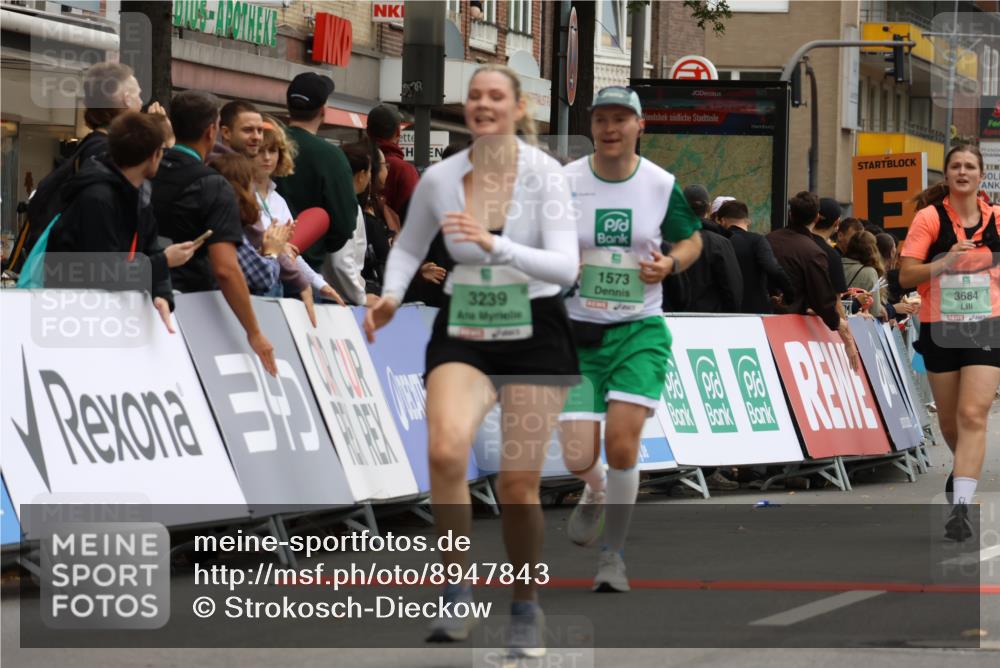 21.09.2025 - PSD Bank Halbmarathon Strokosch-Dieckow http://msf.ph/oto/8947843 21.09.2025 12:28:46 Ziel 1065, 1573, 3239, 3684, 3685 meine-sportfotos.de