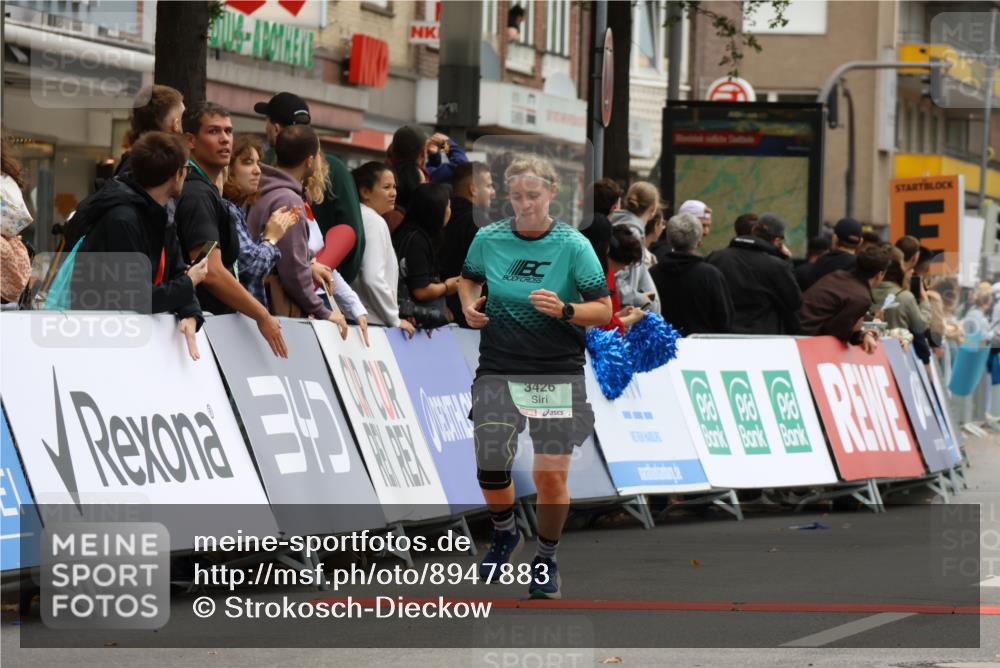 21.09.2025 - PSD Bank Halbmarathon Strokosch-Dieckow http://msf.ph/oto/8947883 21.09.2025 12:29:15 Ziel 1652, 1766, 3426, 3527, 3880, 3981 meine-sportfotos.de