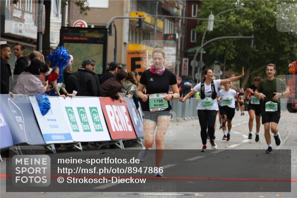 21.09.2025 - PSD Bank Halbmarathon Strokosch-Dieckow http://msf.ph/oto/8947886 21.09.2025 12:29:18 Ziel 1389, 1766, 3012, 3426, 3880, 3981 meine-sportfotos.de