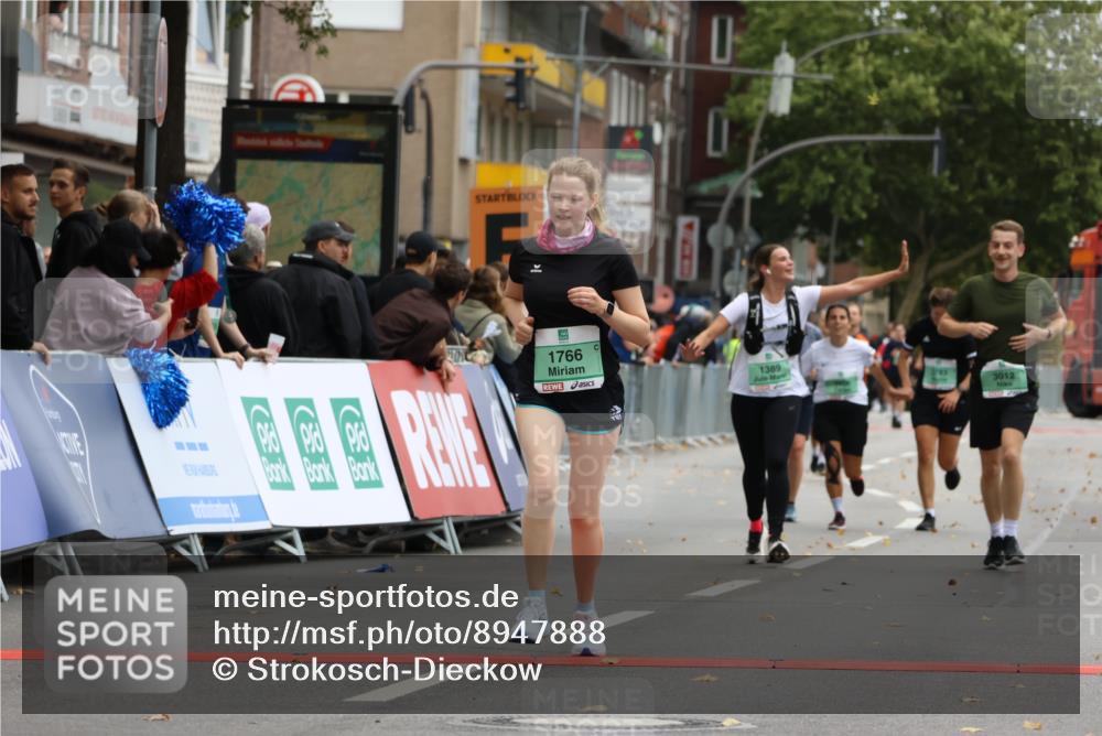 21.09.2025 - PSD Bank Halbmarathon Strokosch-Dieckow http://msf.ph/oto/8947888 21.09.2025 12:29:19 Ziel 1389, 1766, 3012, 3426, 3981 meine-sportfotos.de