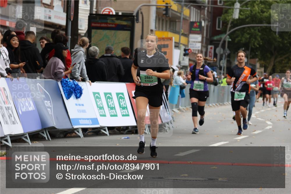 21.09.2025 - PSD Bank Halbmarathon Strokosch-Dieckow http://msf.ph/oto/8947901 21.09.2025 12:29:32 Ziel 1389, 2845, 3012, 3592, 3606, 3625, 3779, 3783 meine-sportfotos.de