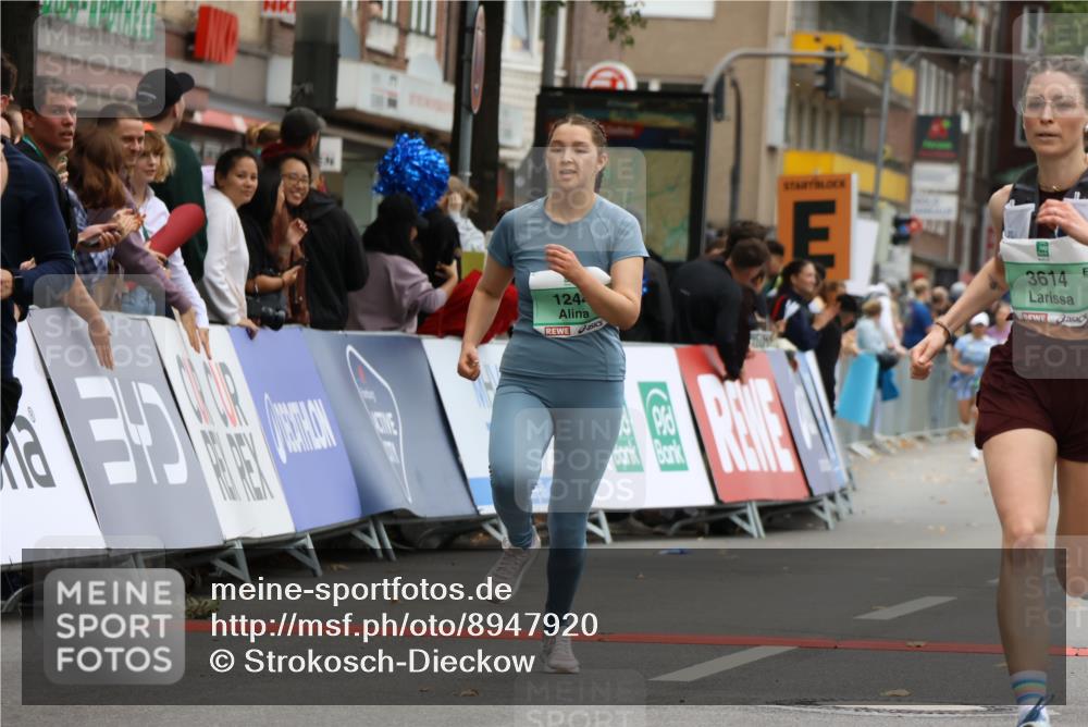 21.09.2025 - PSD Bank Halbmarathon Strokosch-Dieckow http://msf.ph/oto/8947920 21.09.2025 12:29:41 Ziel 1244, 1678, 2845, 3592, 3614, 3625, 3741 meine-sportfotos.de
