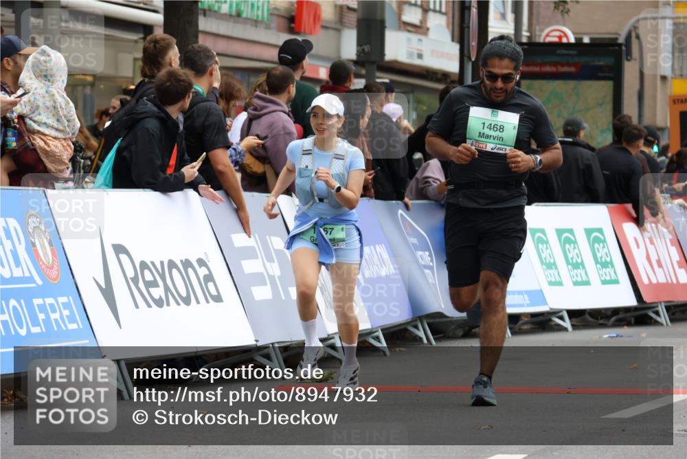 21.09.2025 - PSD Bank Halbmarathon Strokosch-Dieckow http://msf.ph/oto/8947932 21.09.2025 12:29:54 Ziel 1467, 1468, 3287, 3351 meine-sportfotos.de