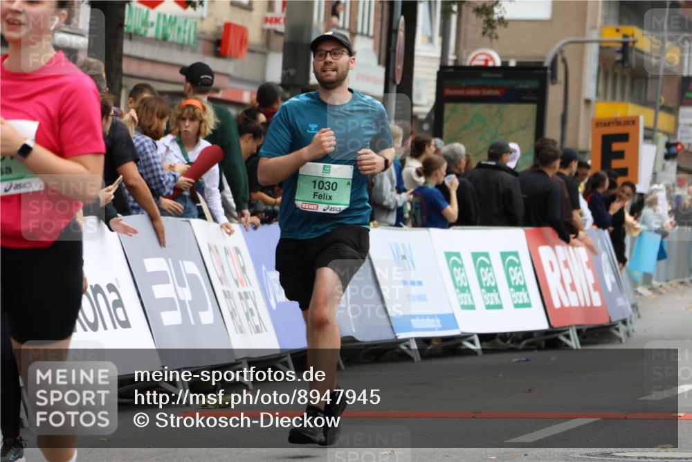 21.09.2025 - PSD Bank Halbmarathon Strokosch-Dieckow http://msf.ph/oto/8947945 21.09.2025 12:30:03 Ziel 1030, 1467, 1468, 2667, 3287, 3351, 3709 meine-sportfotos.de