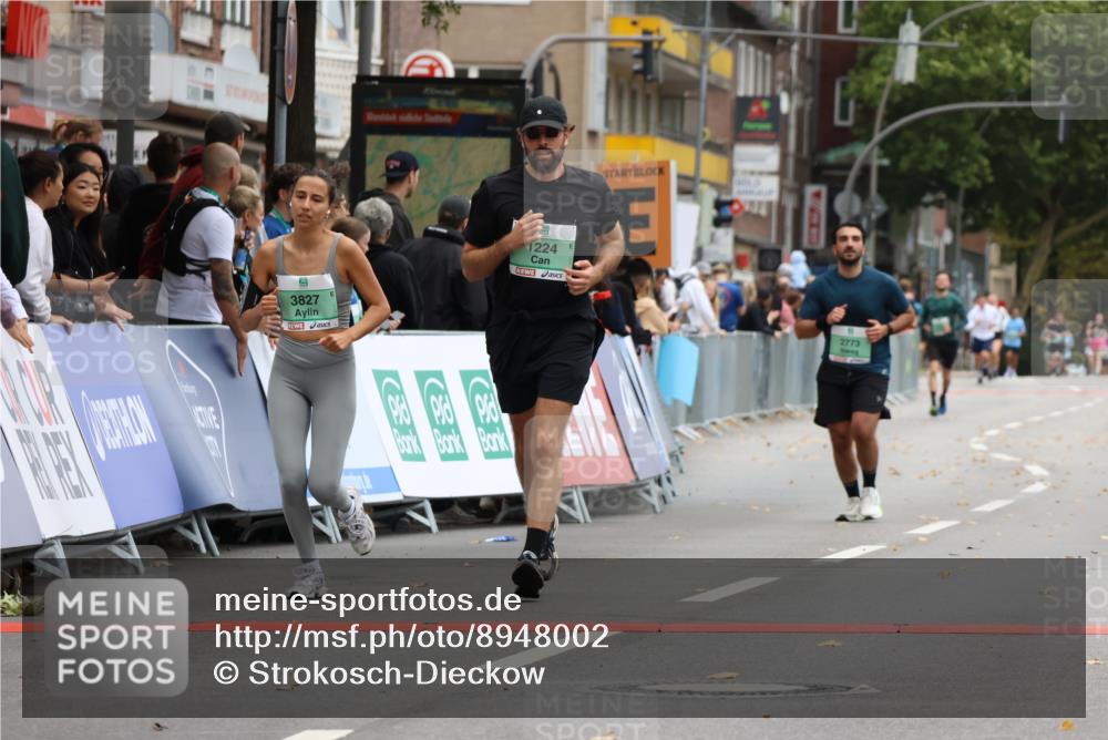 21.09.2025 - PSD Bank Halbmarathon Strokosch-Dieckow http://msf.ph/oto/8948002 21.09.2025 12:31:01 Ziel 1224, 2948, 3581, 3730, 3827 meine-sportfotos.de