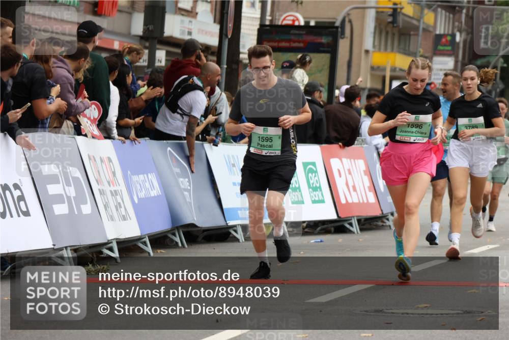 21.09.2025 - PSD Bank Halbmarathon Strokosch-Dieckow http://msf.ph/oto/8948039 21.09.2025 12:32:00 Ziel 1595, 1596, 2679, 3316, 3789, 3994 meine-sportfotos.de