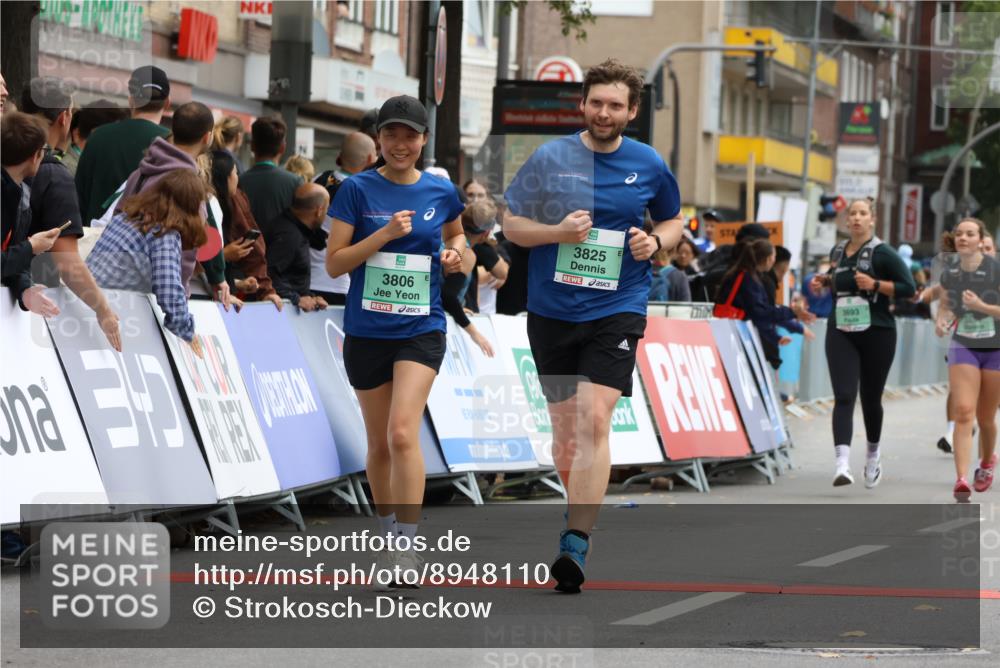 21.09.2025 - PSD Bank Halbmarathon Strokosch-Dieckow http://msf.ph/oto/8948110 21.09.2025 12:33:49 Ziel 3401, 3693, 3697, 3806, 3825 meine-sportfotos.de