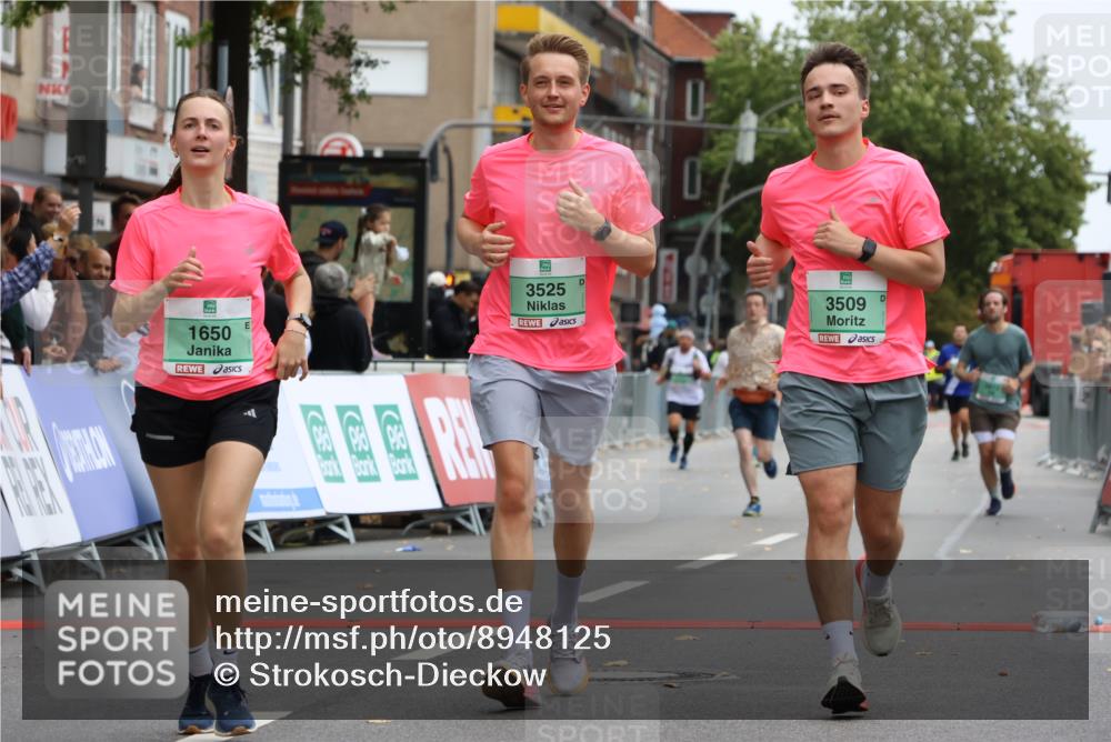 21.09.2025 - PSD Bank Halbmarathon Strokosch-Dieckow http://msf.ph/oto/8948125 21.09.2025 12:33:58 Ziel 1650, 2735, 3509, 3525, 3693, 3697, 3806, 3812, 3825, 3826, 3862 meine-sportfotos.de