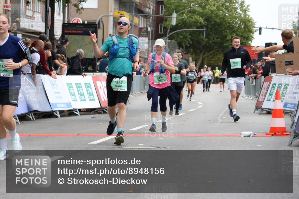 21.09.2025 - PSD Bank Halbmarathon Strokosch-Dieckow http://msf.ph/oto/8948156 21.09.2025 12:34:56 Ziel 1108, 1680, 3167, 3550, 3561, 3802, 3811 meine-sportfotos.de