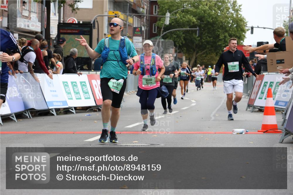 21.09.2025 - PSD Bank Halbmarathon Strokosch-Dieckow http://msf.ph/oto/8948159 21.09.2025 12:34:56 Ziel 1108, 1680, 3167, 3550, 3561, 3802, 3811 meine-sportfotos.de