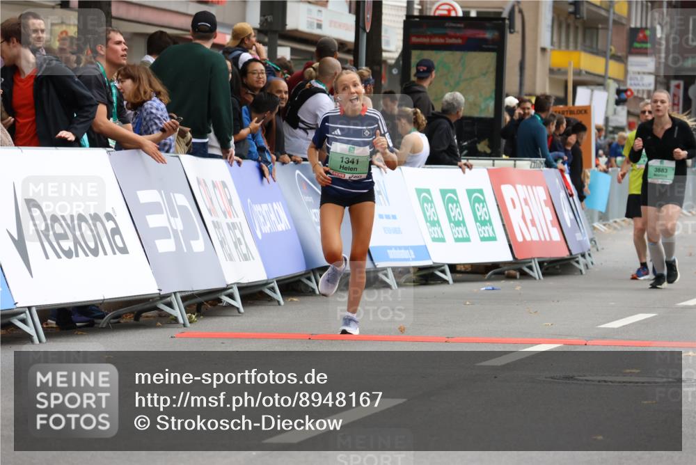 21.09.2025 - PSD Bank Halbmarathon Strokosch-Dieckow http://msf.ph/oto/8948167 21.09.2025 12:35:09 Ziel 1341, 1680, 3387, 3811, 3883 meine-sportfotos.de