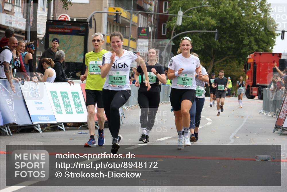 21.09.2025 - PSD Bank Halbmarathon Strokosch-Dieckow http://msf.ph/oto/8948172 21.09.2025 12:35:17 Ziel 1278, 1279, 1341, 2647, 3322, 3442, 3508, 3883 meine-sportfotos.de