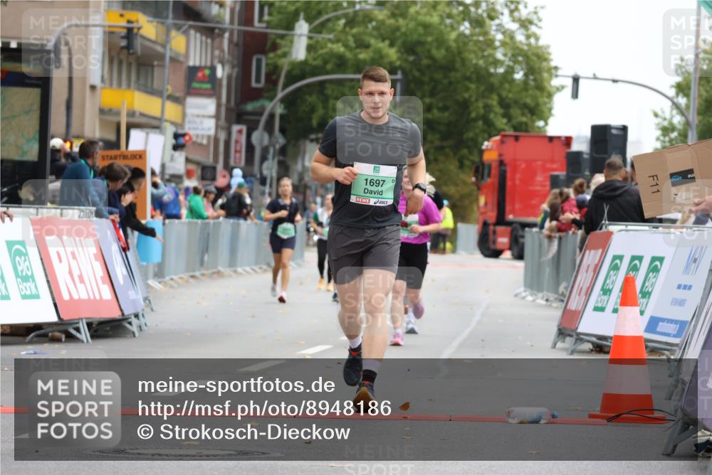 21.09.2025 - PSD Bank Halbmarathon Strokosch-Dieckow http://msf.ph/oto/8948186 21.09.2025 12:35:30 Ziel 1697, 2524, 3322, 3442, 3788 meine-sportfotos.de