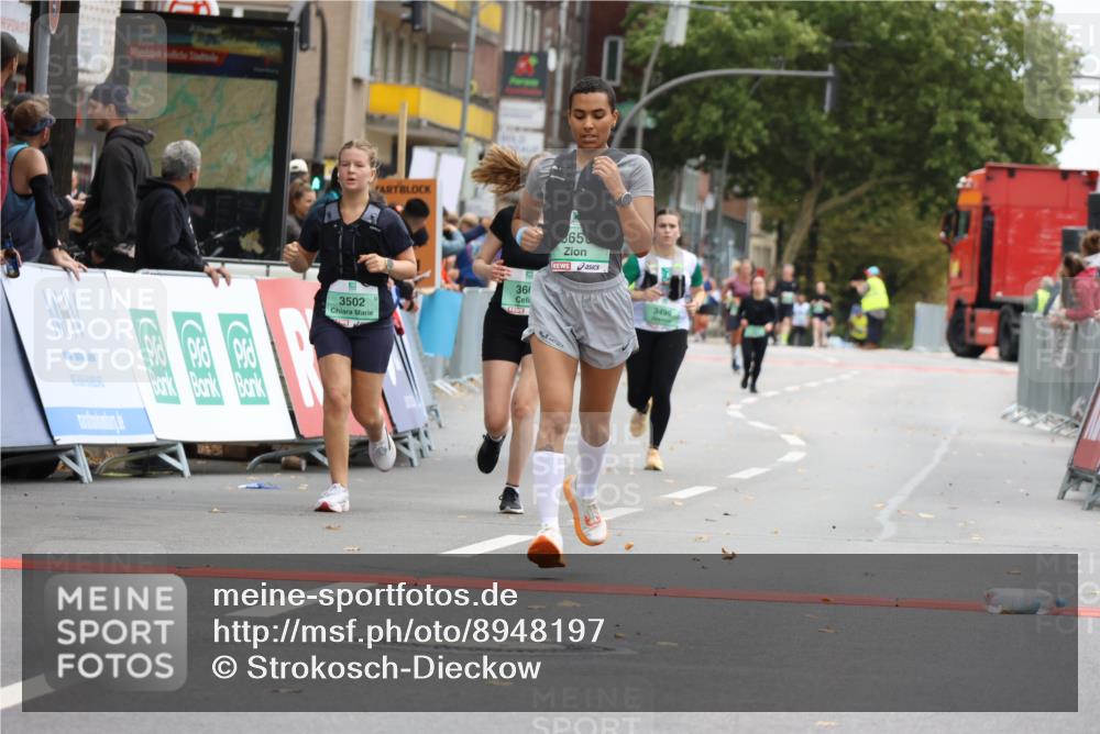 21.09.2025 - PSD Bank Halbmarathon Strokosch-Dieckow http://msf.ph/oto/8948197 21.09.2025 12:35:41 Ziel 3404, 3499, 3502, 3650, 3664, 3788 meine-sportfotos.de