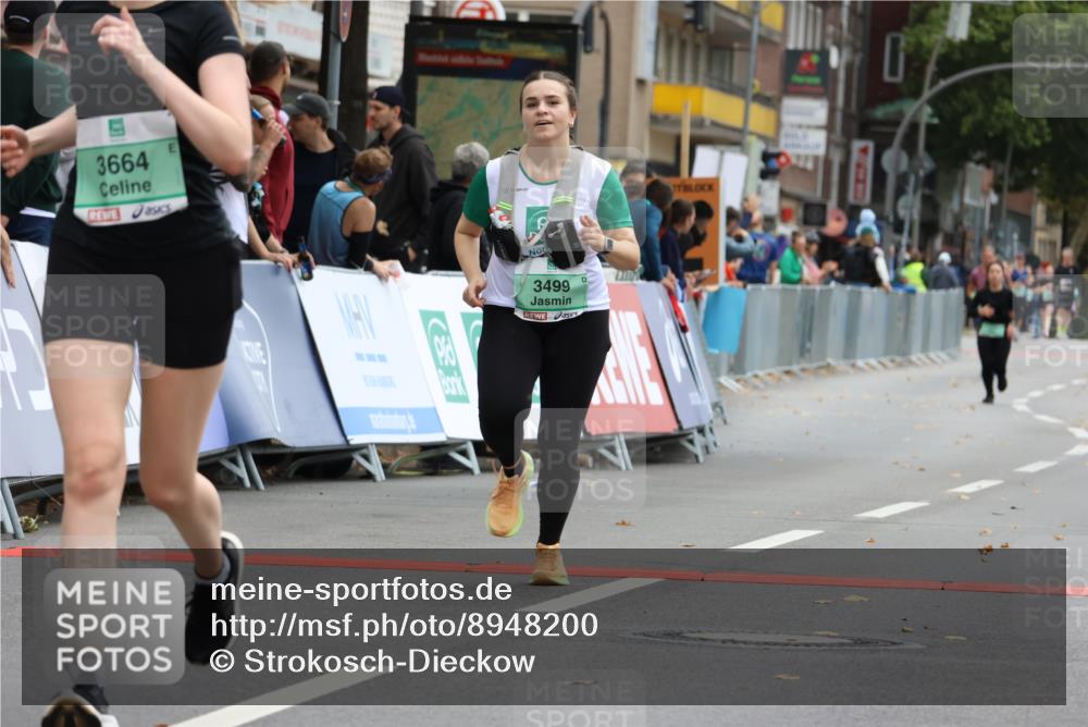 21.09.2025 - PSD Bank Halbmarathon Strokosch-Dieckow http://msf.ph/oto/8948200 21.09.2025 12:35:47 Ziel 3404, 3499, 3502, 3650, 3664 meine-sportfotos.de