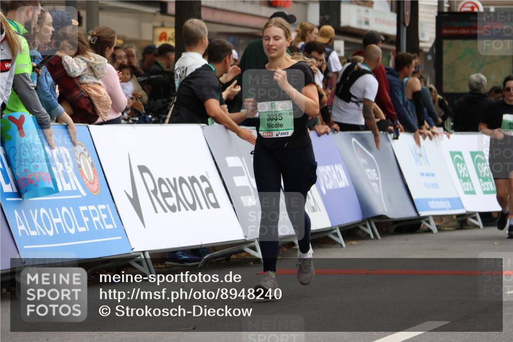 21.09.2025 - PSD Bank Halbmarathon Strokosch-Dieckow http://msf.ph/oto/8948240 21.09.2025 12:36:44 Ziel 2802, 2807, 3035, 3125, 3656, 3721 meine-sportfotos.de