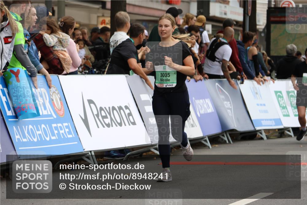 21.09.2025 - PSD Bank Halbmarathon Strokosch-Dieckow http://msf.ph/oto/8948241 21.09.2025 12:36:44 Ziel 2802, 2807, 3035, 3125, 3656, 3721 meine-sportfotos.de