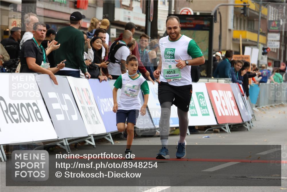 21.09.2025 - PSD Bank Halbmarathon Strokosch-Dieckow http://msf.ph/oto/8948254 21.09.2025 12:36:51 Ziel 3035, 3125, 4012 meine-sportfotos.de