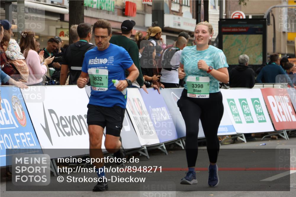 21.09.2025 - PSD Bank Halbmarathon Strokosch-Dieckow http://msf.ph/oto/8948271 21.09.2025 12:37:40 Ziel 3377, 3398, 3405, 3553, 3832 meine-sportfotos.de