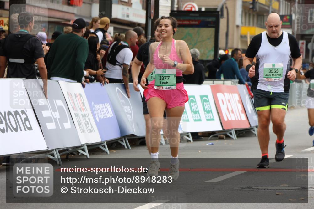 21.09.2025 - PSD Bank Halbmarathon Strokosch-Dieckow http://msf.ph/oto/8948283 21.09.2025 12:37:44 Ziel 3377, 3398, 3405, 3553, 3717, 3832 meine-sportfotos.de