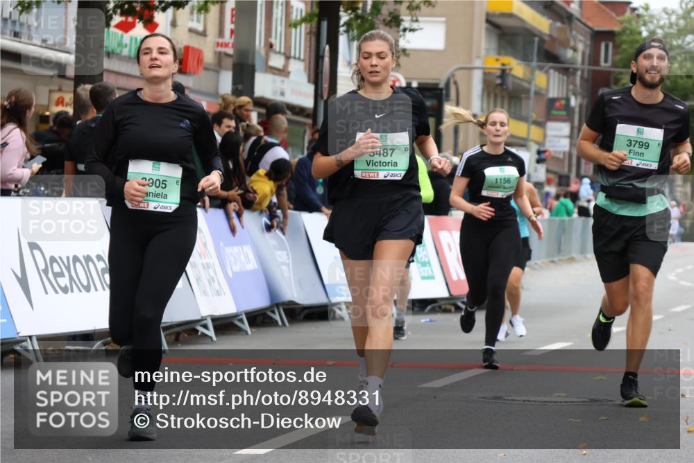 21.09.2025 - PSD Bank Halbmarathon Strokosch-Dieckow http://msf.ph/oto/8948331 21.09.2025 12:38:12 Ziel 1156, 3211, 3212, 3487, 3543, 3703, 3799, 3818, 3865, 3905 meine-sportfotos.de