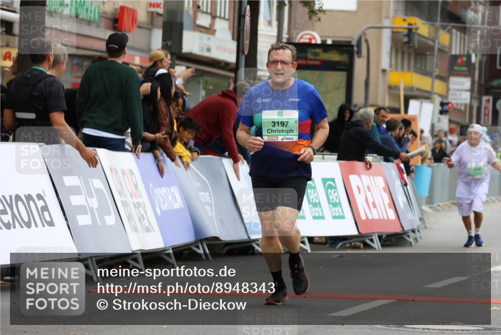 21.09.2025 - PSD Bank Halbmarathon Strokosch-Dieckow http://msf.ph/oto/8948343 21.09.2025 12:38:50 Ziel 3158, 3197, 3821, 3861 meine-sportfotos.de