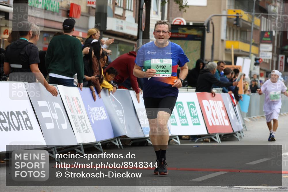 21.09.2025 - PSD Bank Halbmarathon Strokosch-Dieckow http://msf.ph/oto/8948344 21.09.2025 12:38:50 Ziel 3158, 3197, 3821, 3861 meine-sportfotos.de