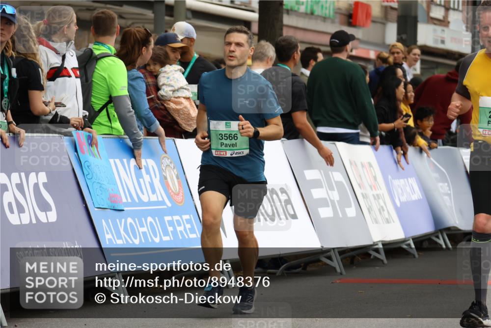 21.09.2025 - PSD Bank Halbmarathon Strokosch-Dieckow http://msf.ph/oto/8948376 21.09.2025 12:39:24 Ziel 2765, 3566, 3623, 3797 meine-sportfotos.de