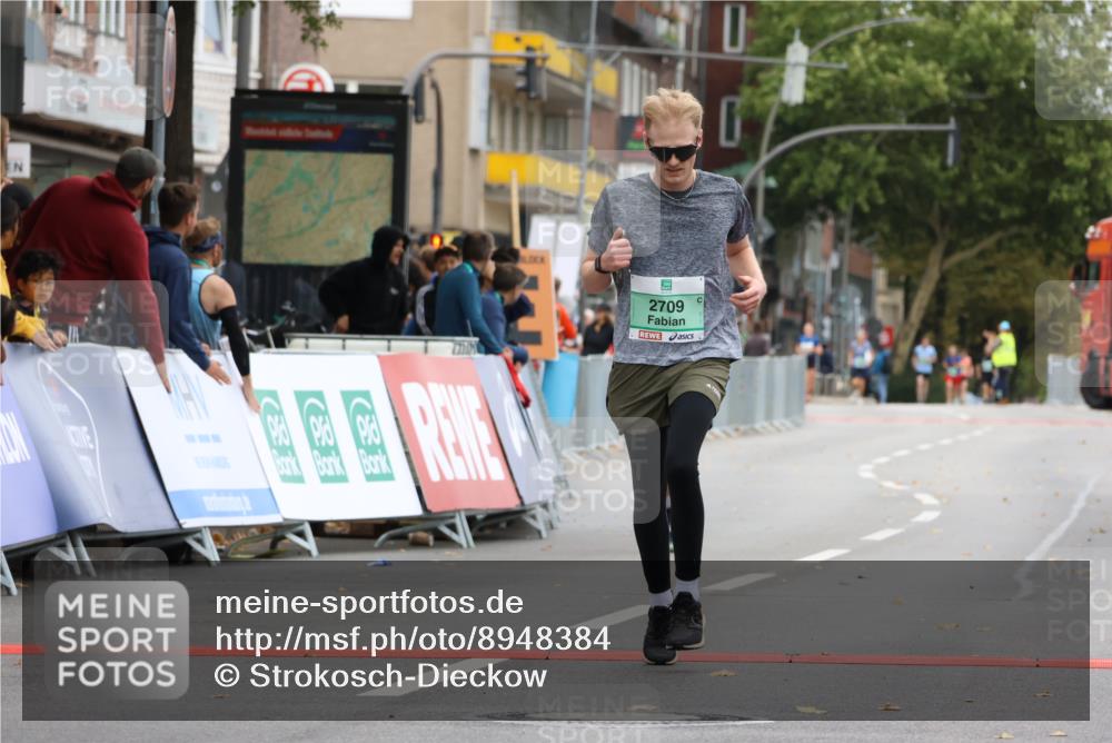 21.09.2025 - PSD Bank Halbmarathon Strokosch-Dieckow http://msf.ph/oto/8948384 21.09.2025 12:39:31 Ziel 2709, 2765, 3566, 3623 meine-sportfotos.de