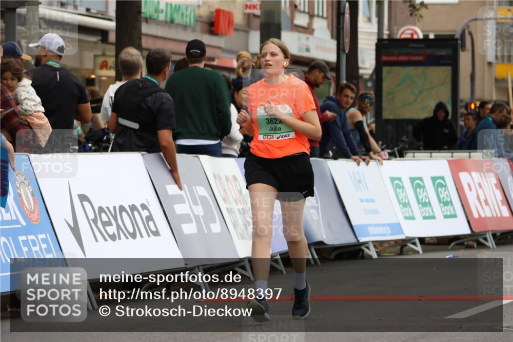 21.09.2025 - PSD Bank Halbmarathon Strokosch-Dieckow http://msf.ph/oto/8948397 21.09.2025 12:39:39 Ziel 2709, 3622 meine-sportfotos.de