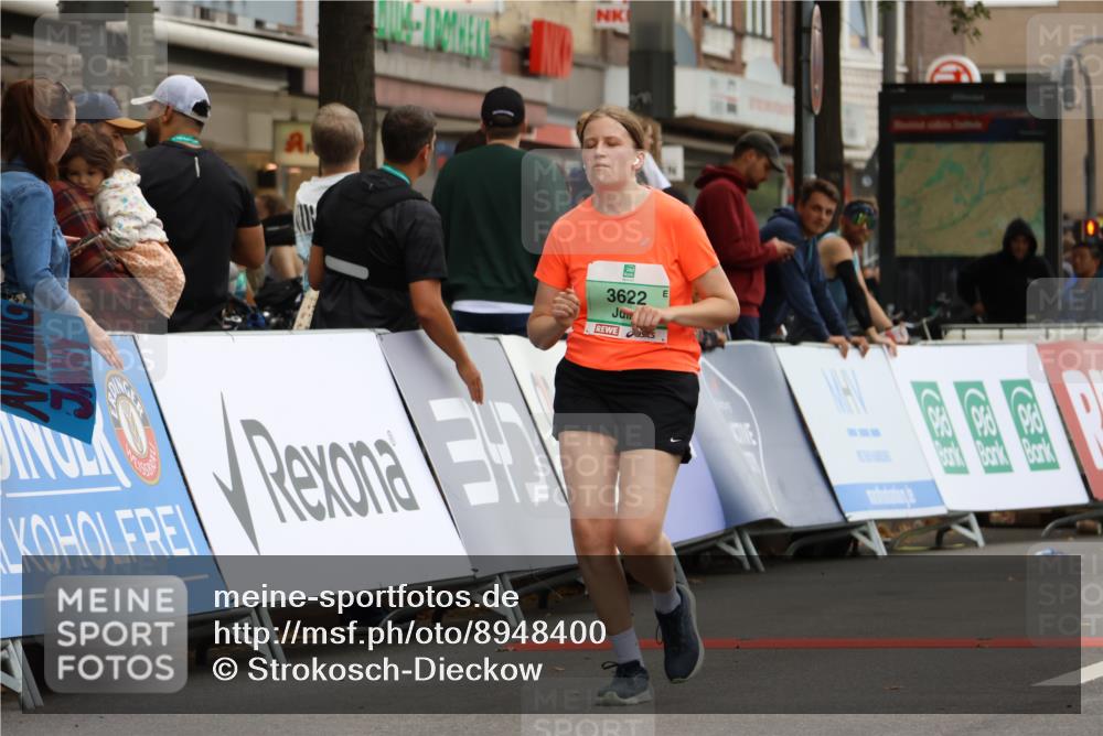 21.09.2025 - PSD Bank Halbmarathon Strokosch-Dieckow http://msf.ph/oto/8948400 21.09.2025 12:39:39 Ziel 2709, 3622 meine-sportfotos.de