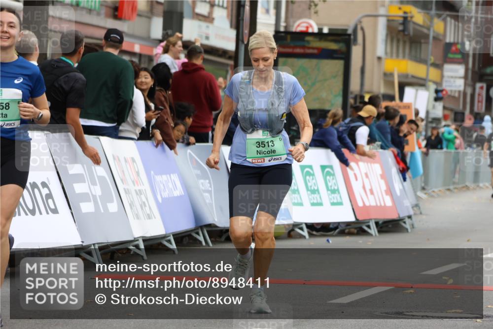 21.09.2025 - PSD Bank Halbmarathon Strokosch-Dieckow http://msf.ph/oto/8948411 21.09.2025 12:40:21 Ziel 1558, 3513 meine-sportfotos.de