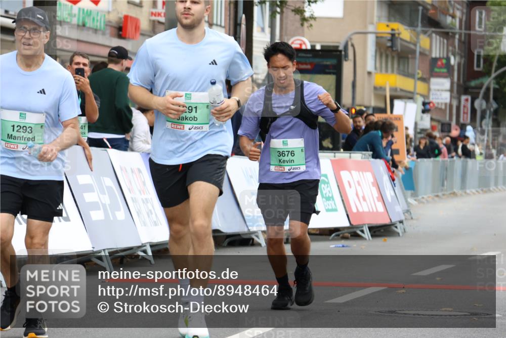 21.09.2025 - PSD Bank Halbmarathon Strokosch-Dieckow http://msf.ph/oto/8948464 21.09.2025 12:41:07 Ziel 1291, 1293, 1540, 3459, 3676 meine-sportfotos.de
