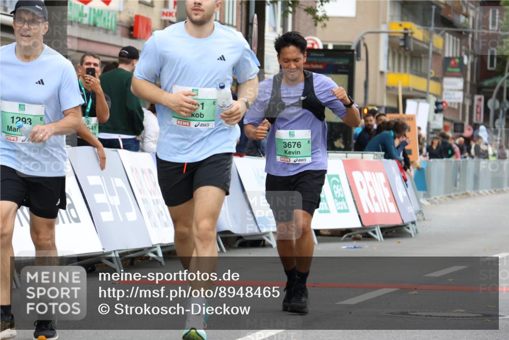 21.09.2025 - PSD Bank Halbmarathon Strokosch-Dieckow http://msf.ph/oto/8948465 21.09.2025 12:41:07 Ziel 1291, 1293, 1540, 3459, 3676 meine-sportfotos.de