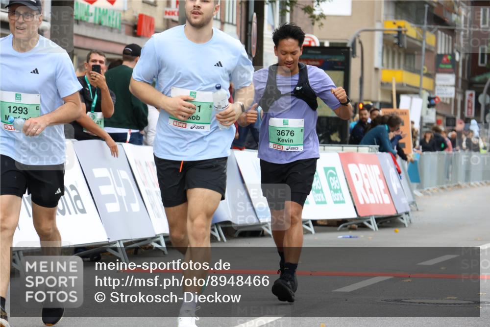 21.09.2025 - PSD Bank Halbmarathon Strokosch-Dieckow http://msf.ph/oto/8948466 21.09.2025 12:41:07 Ziel 1291, 1293, 1540, 3459, 3676 meine-sportfotos.de