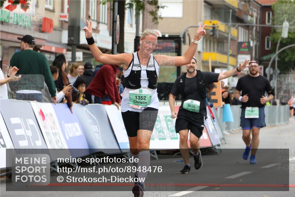 21.09.2025 - PSD Bank Halbmarathon Strokosch-Dieckow http://msf.ph/oto/8948476 21.09.2025 12:41:24 Ziel 1352, 1497, 3628 meine-sportfotos.de