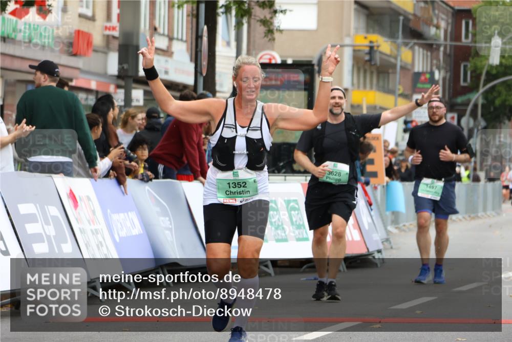 21.09.2025 - PSD Bank Halbmarathon Strokosch-Dieckow http://msf.ph/oto/8948478 21.09.2025 12:41:24 Ziel 1352, 1497, 3628 meine-sportfotos.de