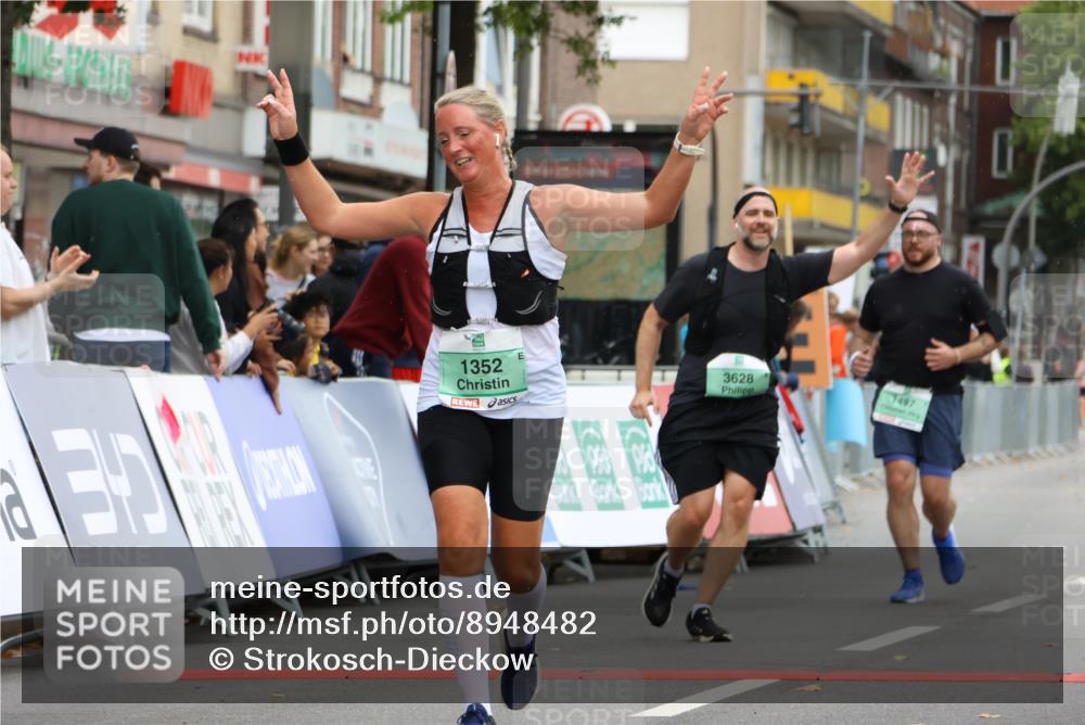 21.09.2025 - PSD Bank Halbmarathon Strokosch-Dieckow http://msf.ph/oto/8948482 21.09.2025 12:41:24 Ziel 1352, 1497, 3628 meine-sportfotos.de