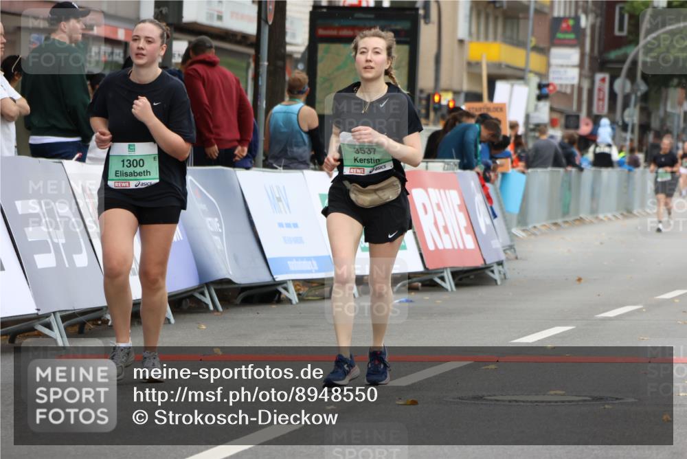 21.09.2025 - PSD Bank Halbmarathon Strokosch-Dieckow http://msf.ph/oto/8948550 21.09.2025 12:42:30 Ziel 1300, 3241, 3381, 3495, 3537 meine-sportfotos.de