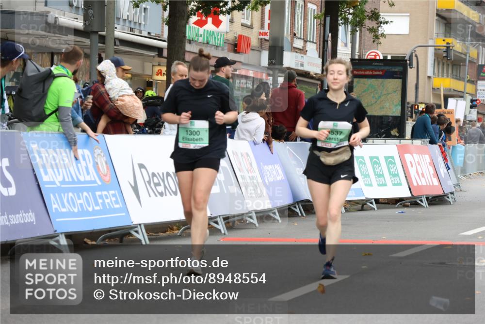 21.09.2025 - PSD Bank Halbmarathon Strokosch-Dieckow http://msf.ph/oto/8948554 21.09.2025 12:42:31 Ziel 1300, 3241, 3381, 3495, 3537 meine-sportfotos.de