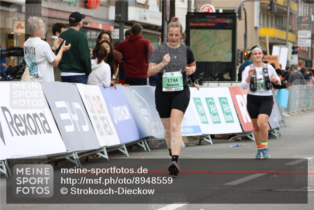 21.09.2025 - PSD Bank Halbmarathon Strokosch-Dieckow http://msf.ph/oto/8948559 21.09.2025 12:42:48 Ziel 1744, 3591 meine-sportfotos.de
